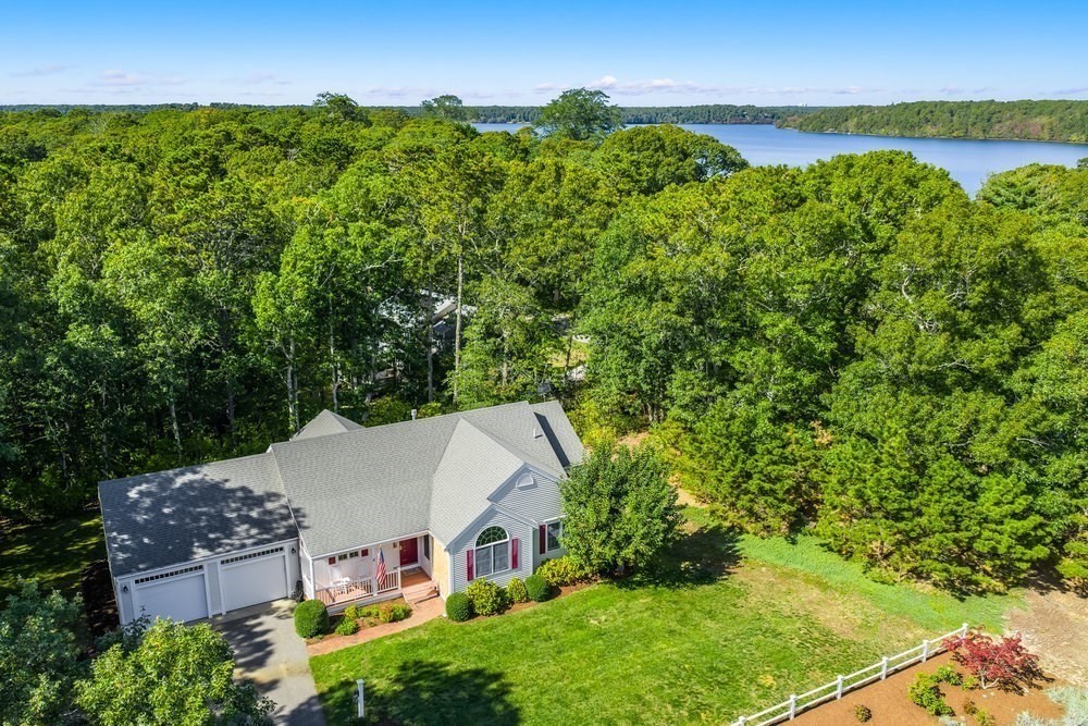 3 Stephen Hopkins Rd