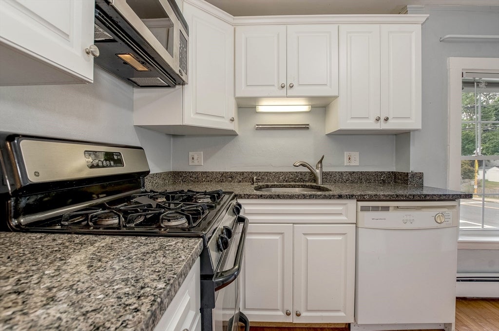 4 Spruce Street #4, Dedham, MA, 4 Spruce Street #4, Dedham, MA Photo #5