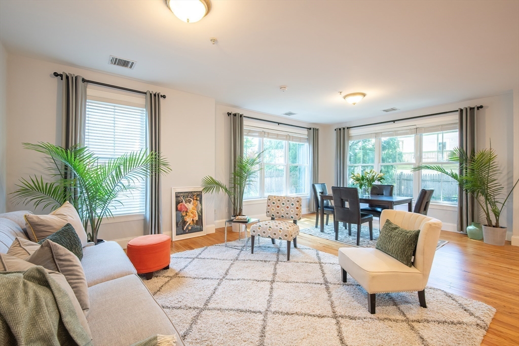 45 Endicott Ave 1