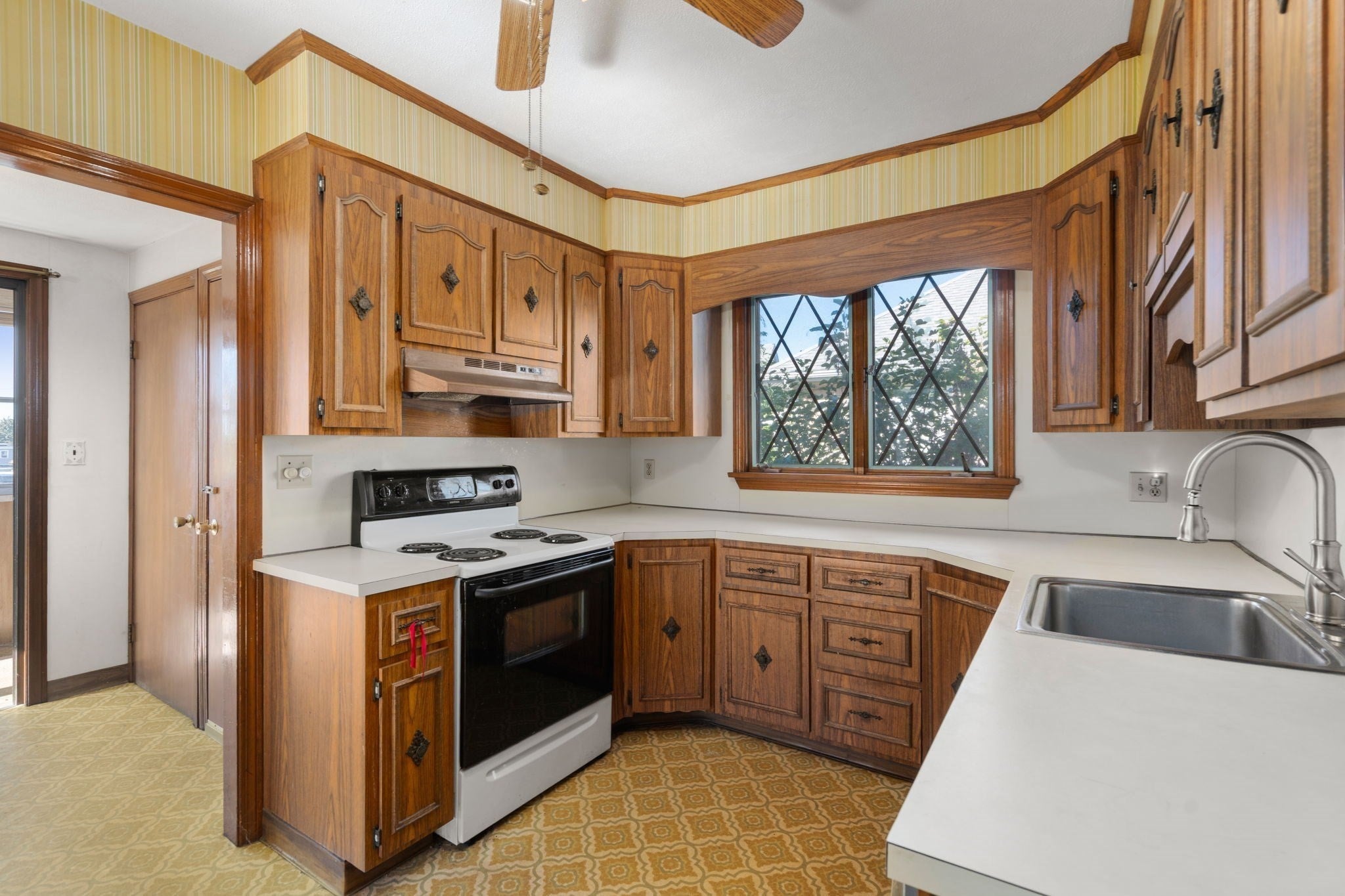 8-A Wilbur St, Everett, MA, 8-A Wilbur St, Everett, MA Photo #13
