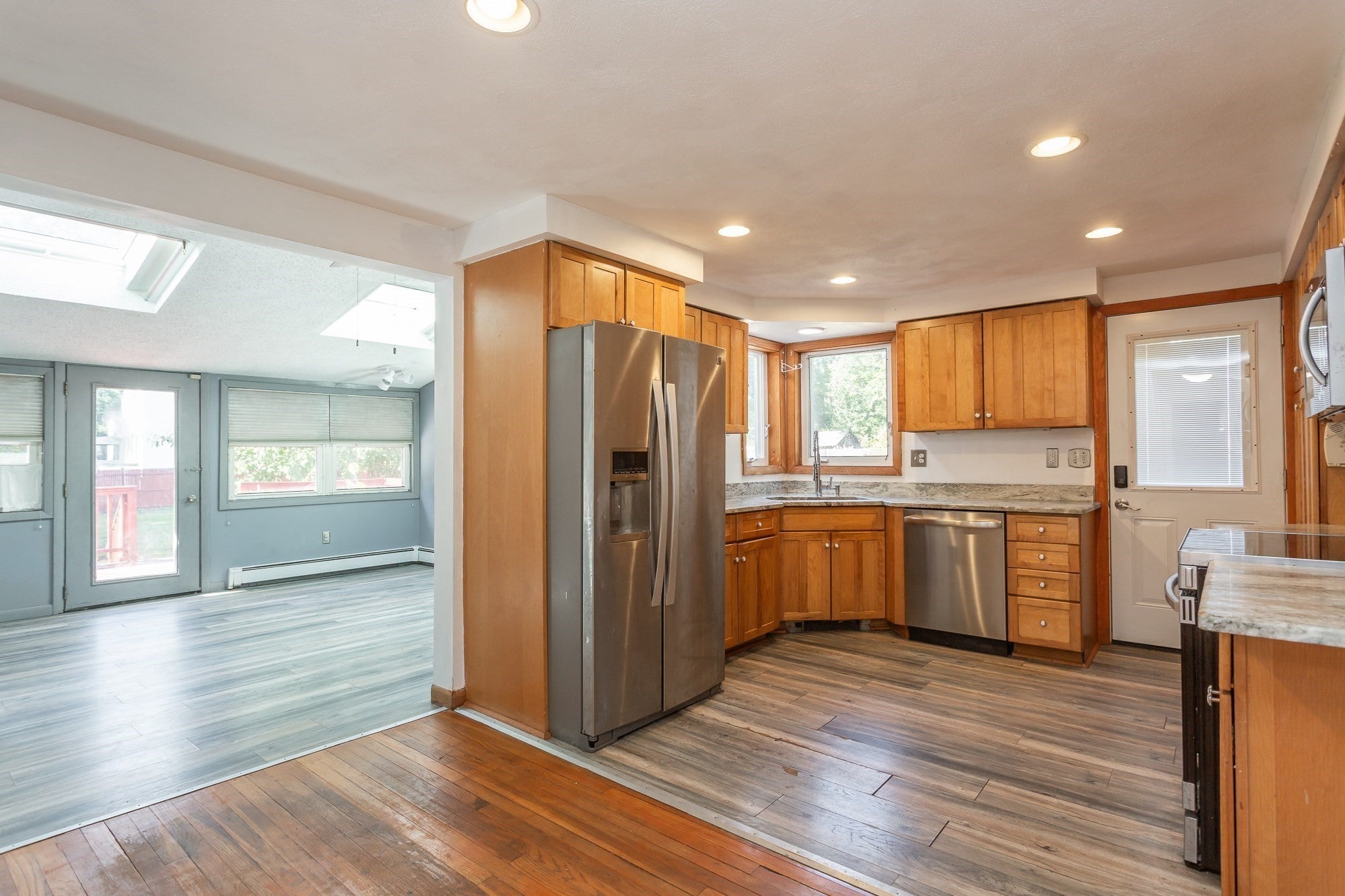 359 Pike Ave, Attleboro, MA Photo #10