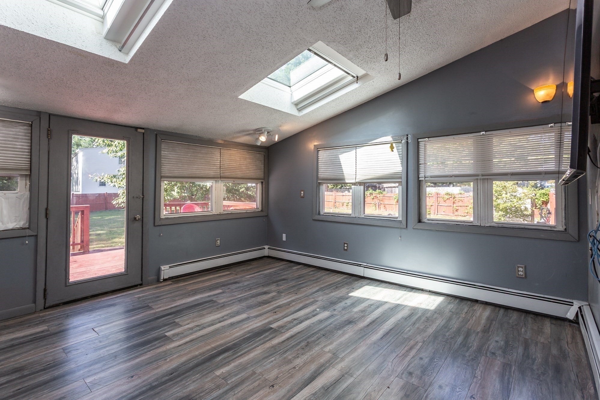 359 Pike Ave, Attleboro, MA Photo #13