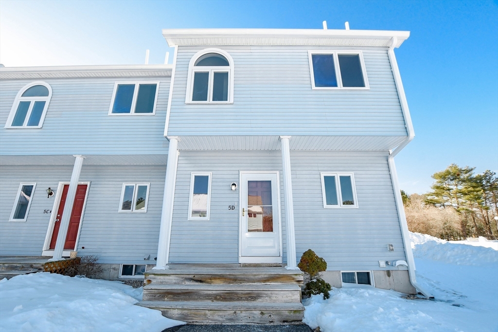 2743 Cranberry Highway 5D