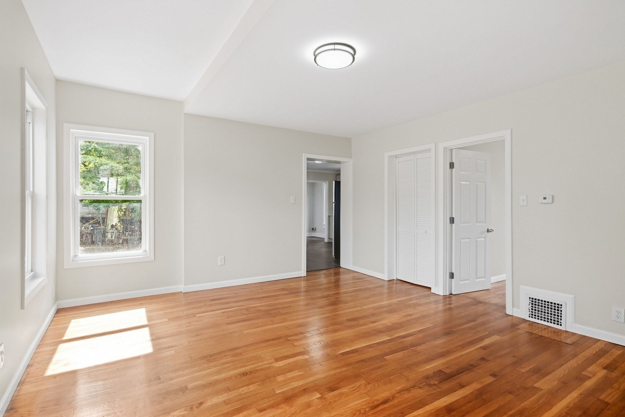 74 S Maple St, Westfield, MA, 74 S Maple St, Westfield, MA Photo #8