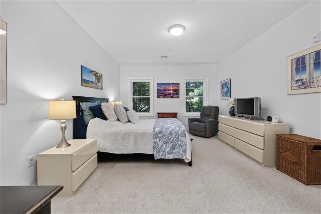 2 Longwood Lane #204, Hanover, MA, 2 Longwood Lane #204, Hanover, MA Photo #34
