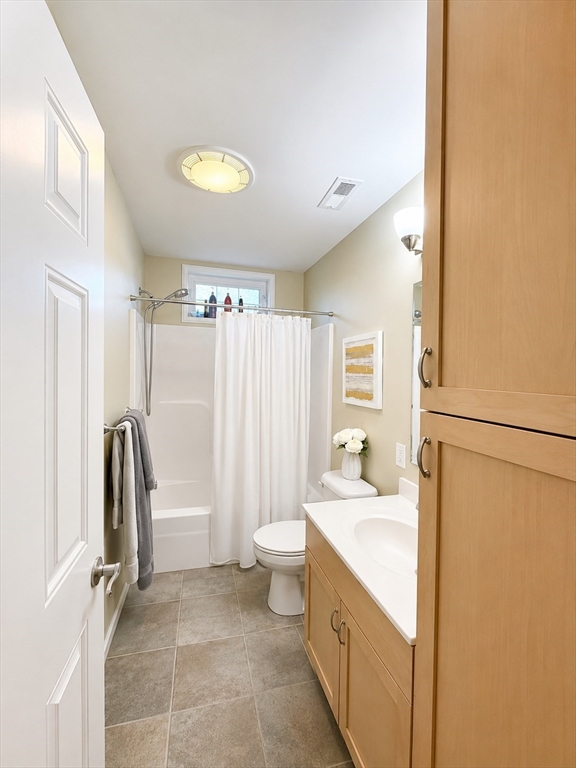51 Jarvis Circle, Needham, MA Photo #10