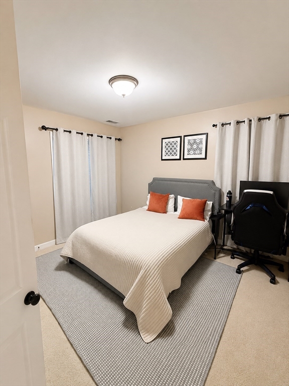 51 Jarvis Circle, Needham, MA Photo #8