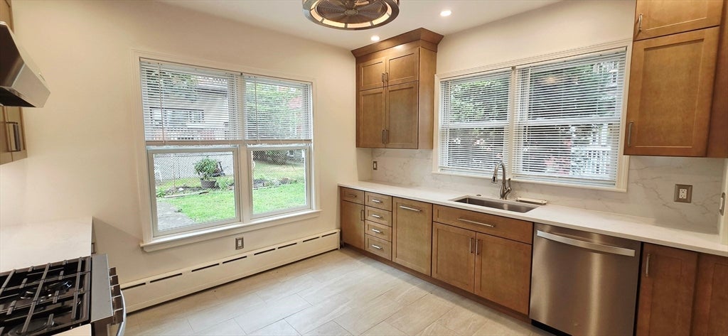 102-104 Bayswater St #104, Boston, MA, 102-104 Bayswater St #104, Boston, MA Photo #3