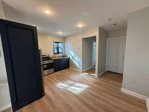 Photo of 1038 Main Street #2L, Worcester, MA 01603 (MLS # 73481613)