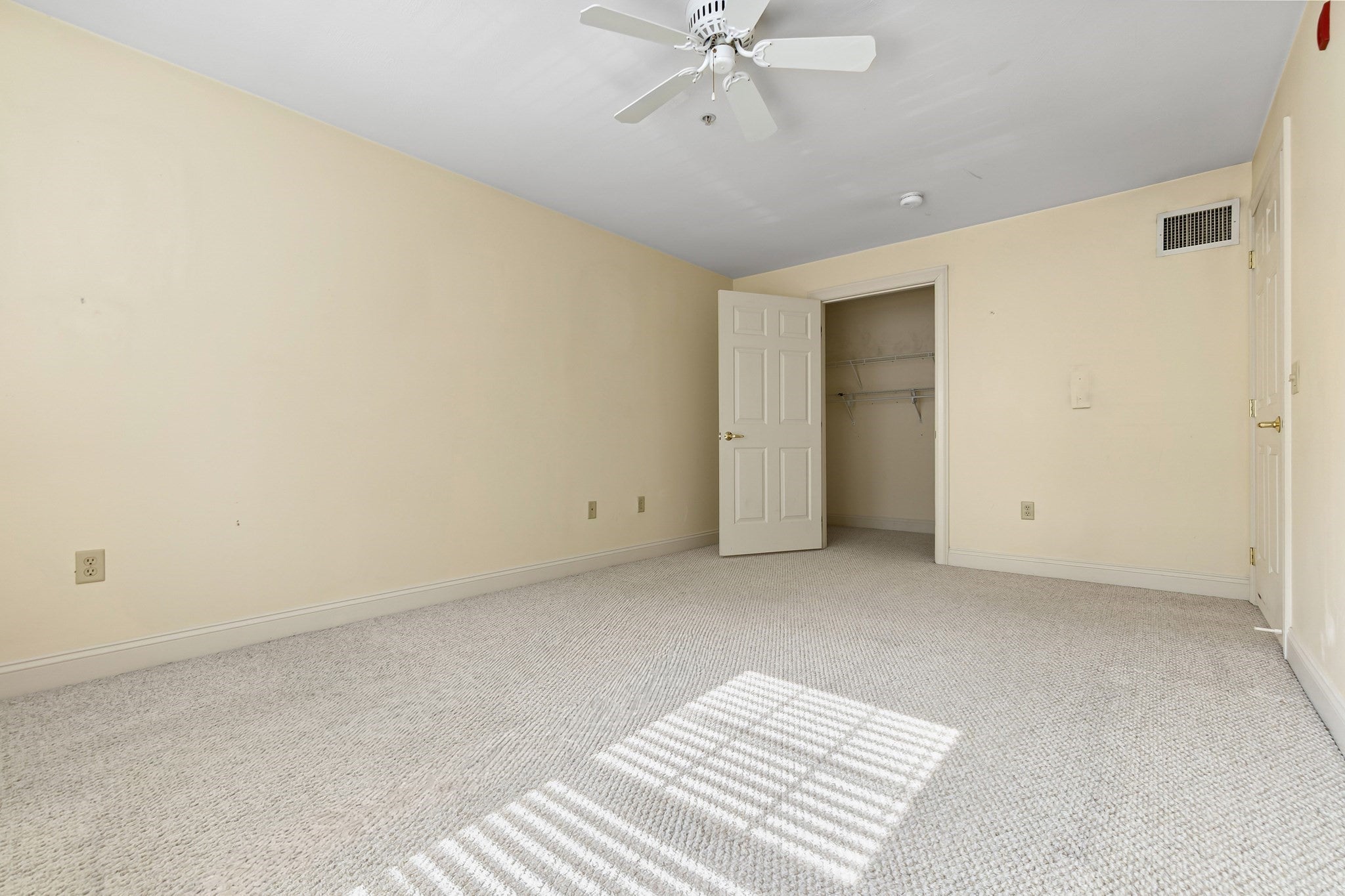135 Beach Rd. 217