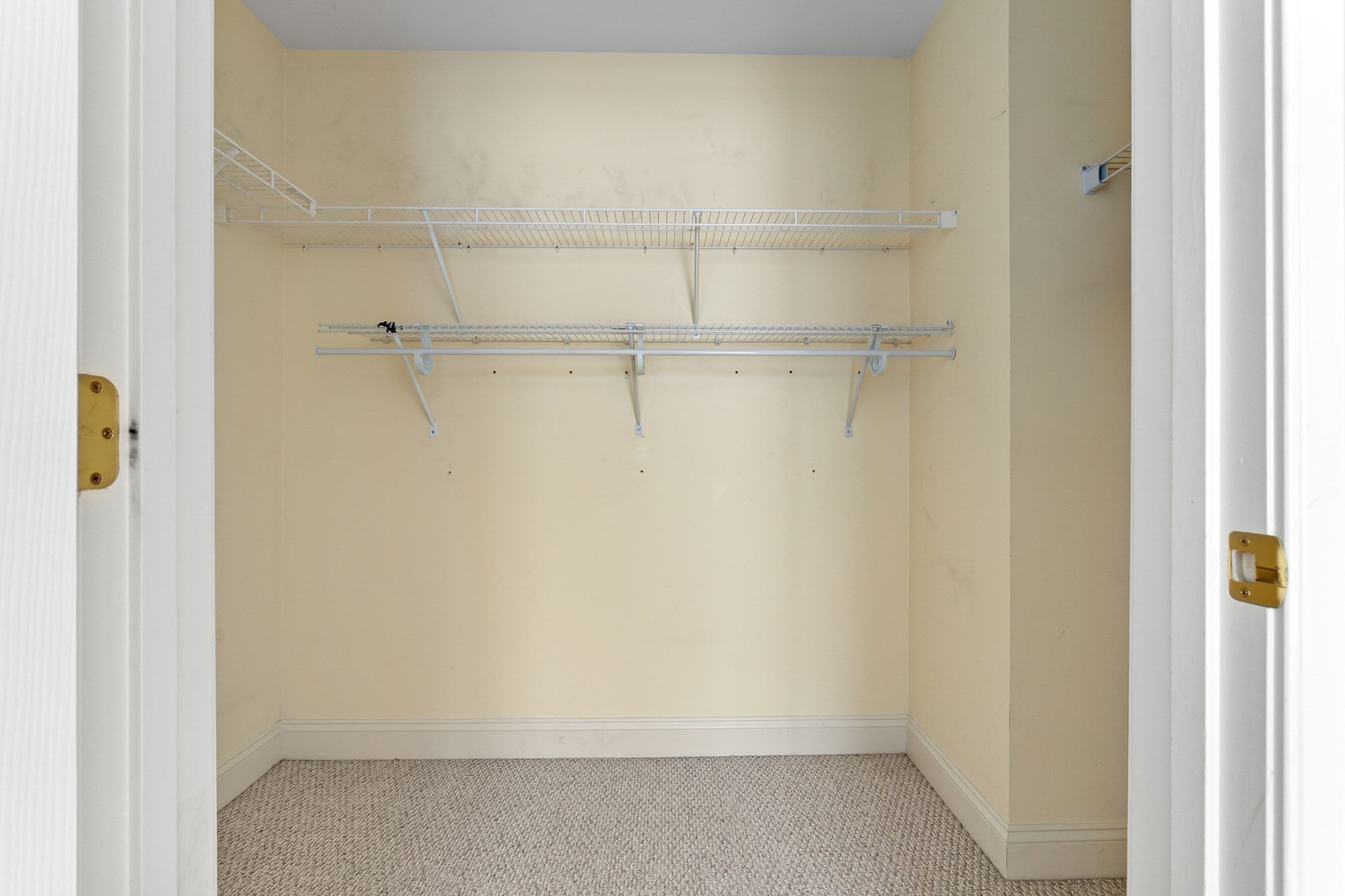 135 Beach Rd. 217