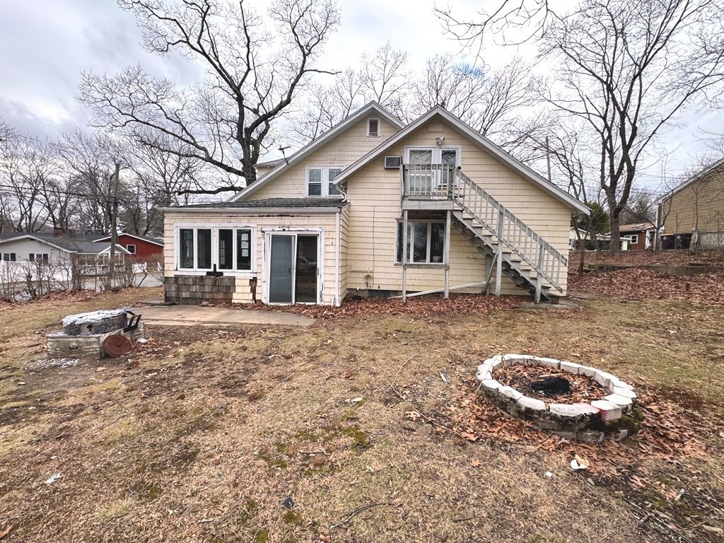 126 Lakehurst Ave