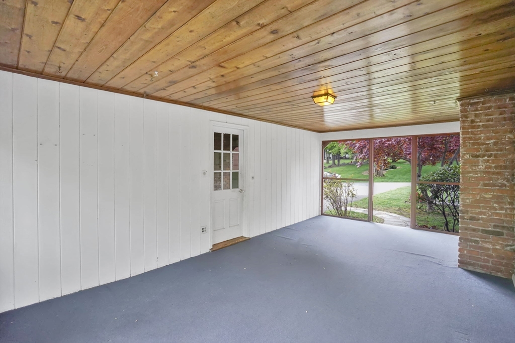 6 Garden Ln, Wilbraham, MA Photo #33