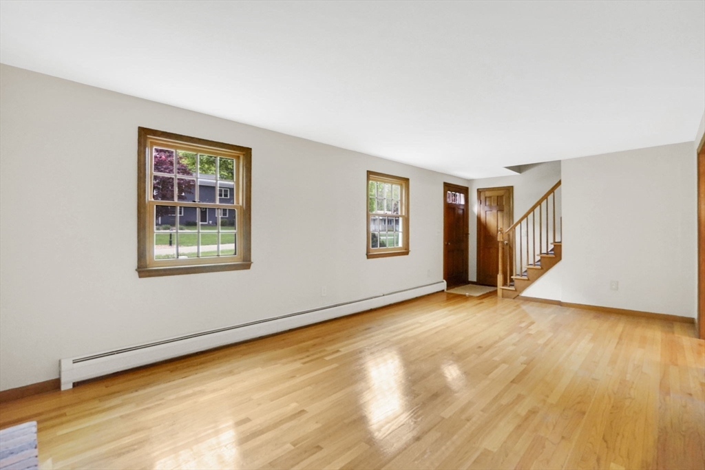 6 Garden Ln, Wilbraham, MA Photo #12