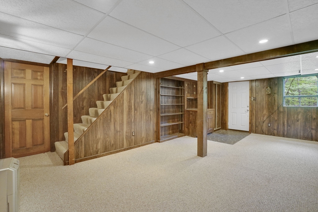 6 Garden Ln, Wilbraham, MA Photo #25