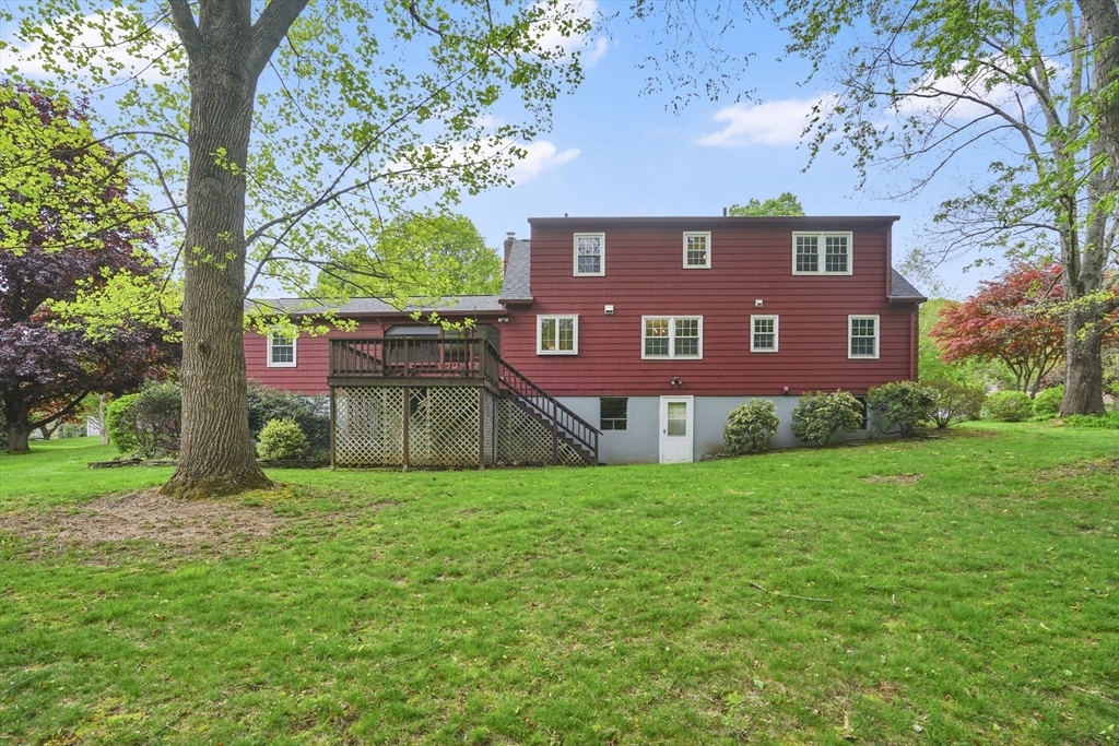 6 Garden Ln