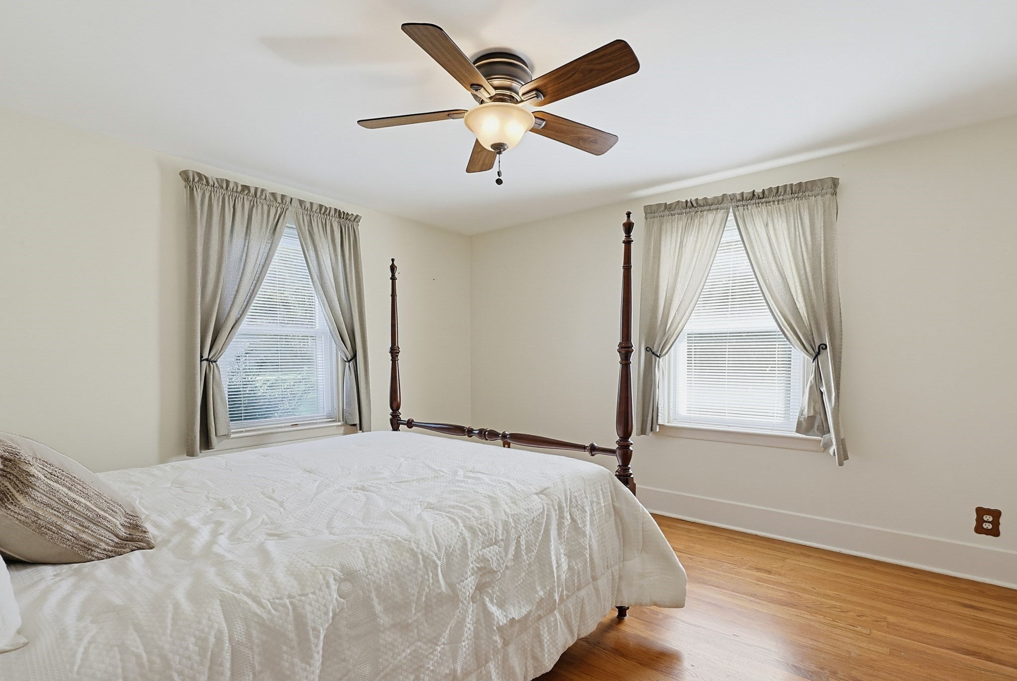 34 Fairlawn St, Northbridge, MA, 34 Fairlawn St, Northbridge, MA Photo #22