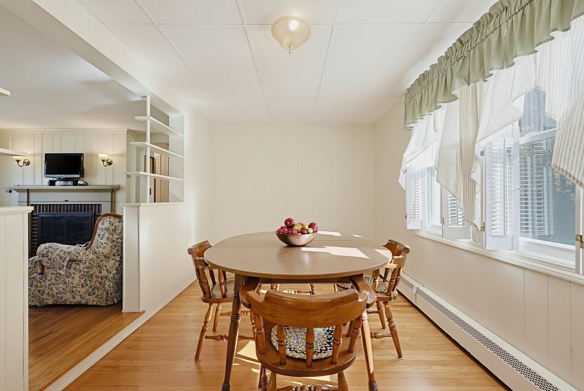 34 Fairlawn St, Northbridge, MA, 34 Fairlawn St, Northbridge, MA Photo #10