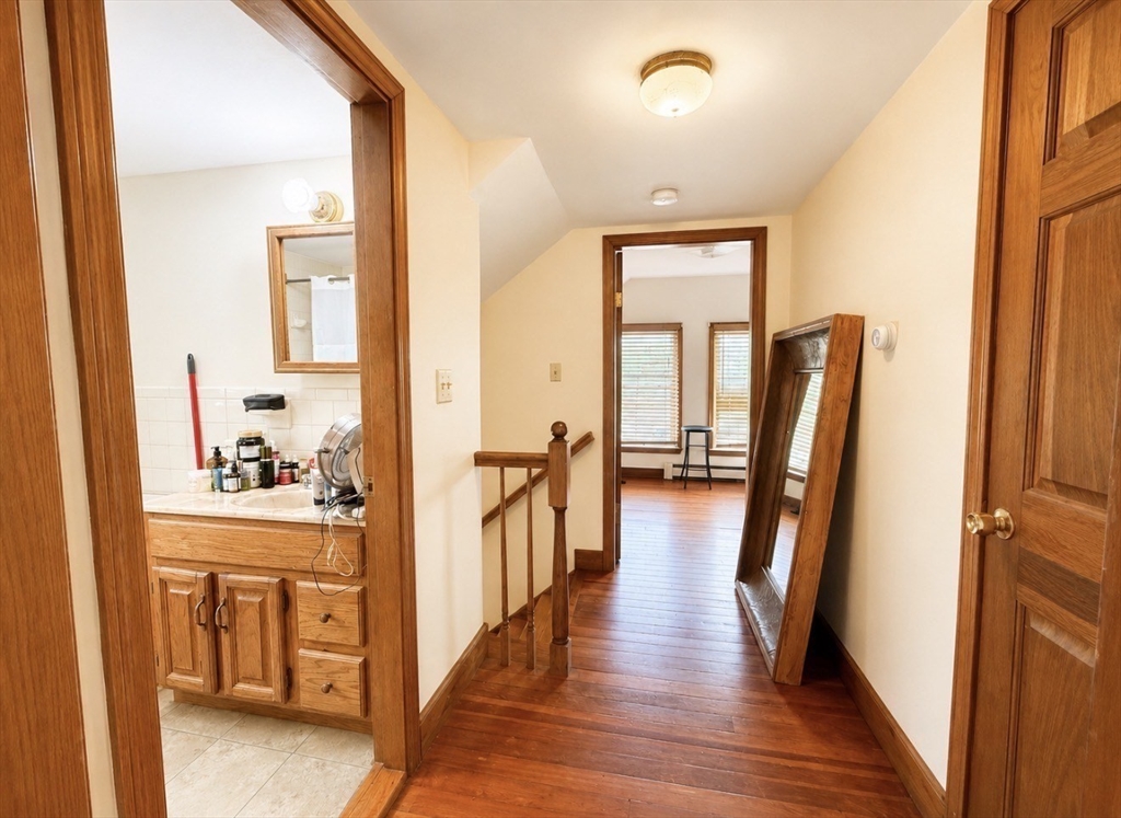 439 Newport Rd