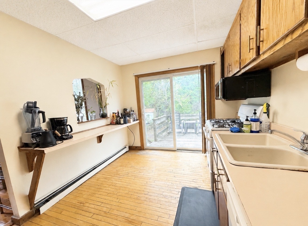 439 Newport Rd, Hull, MA Photo #7