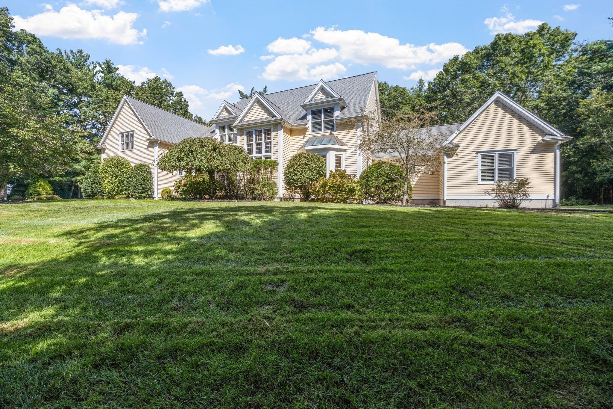 234 Country Club Way