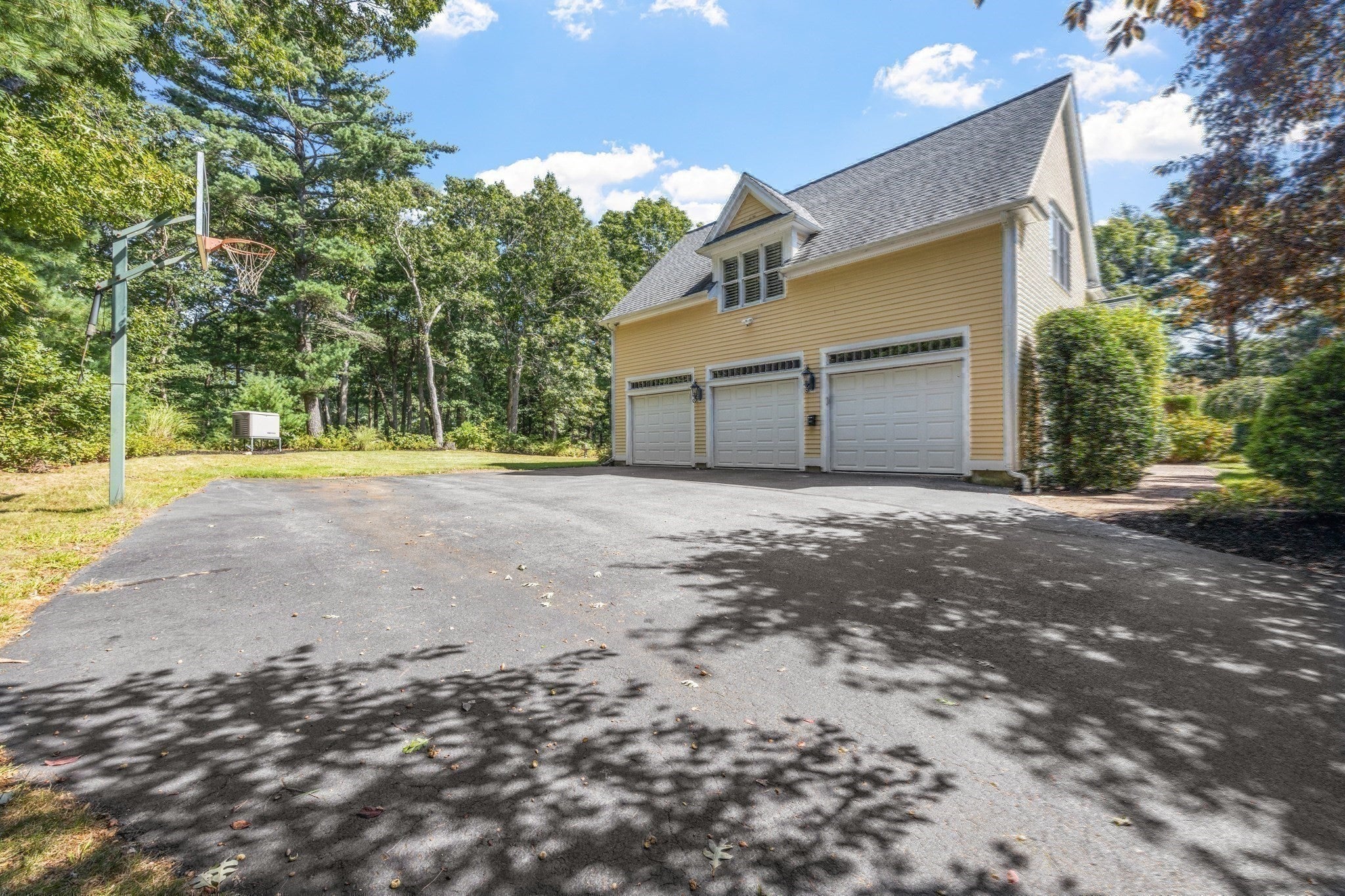 234 Country Club Way