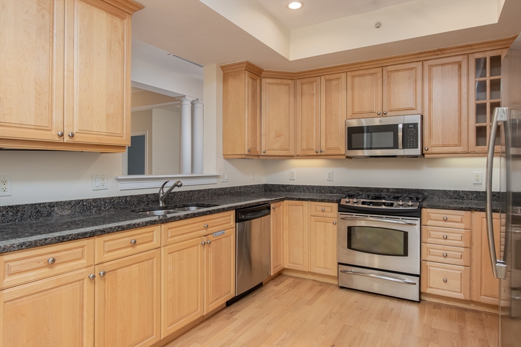 1302 Albion Drive 1302
