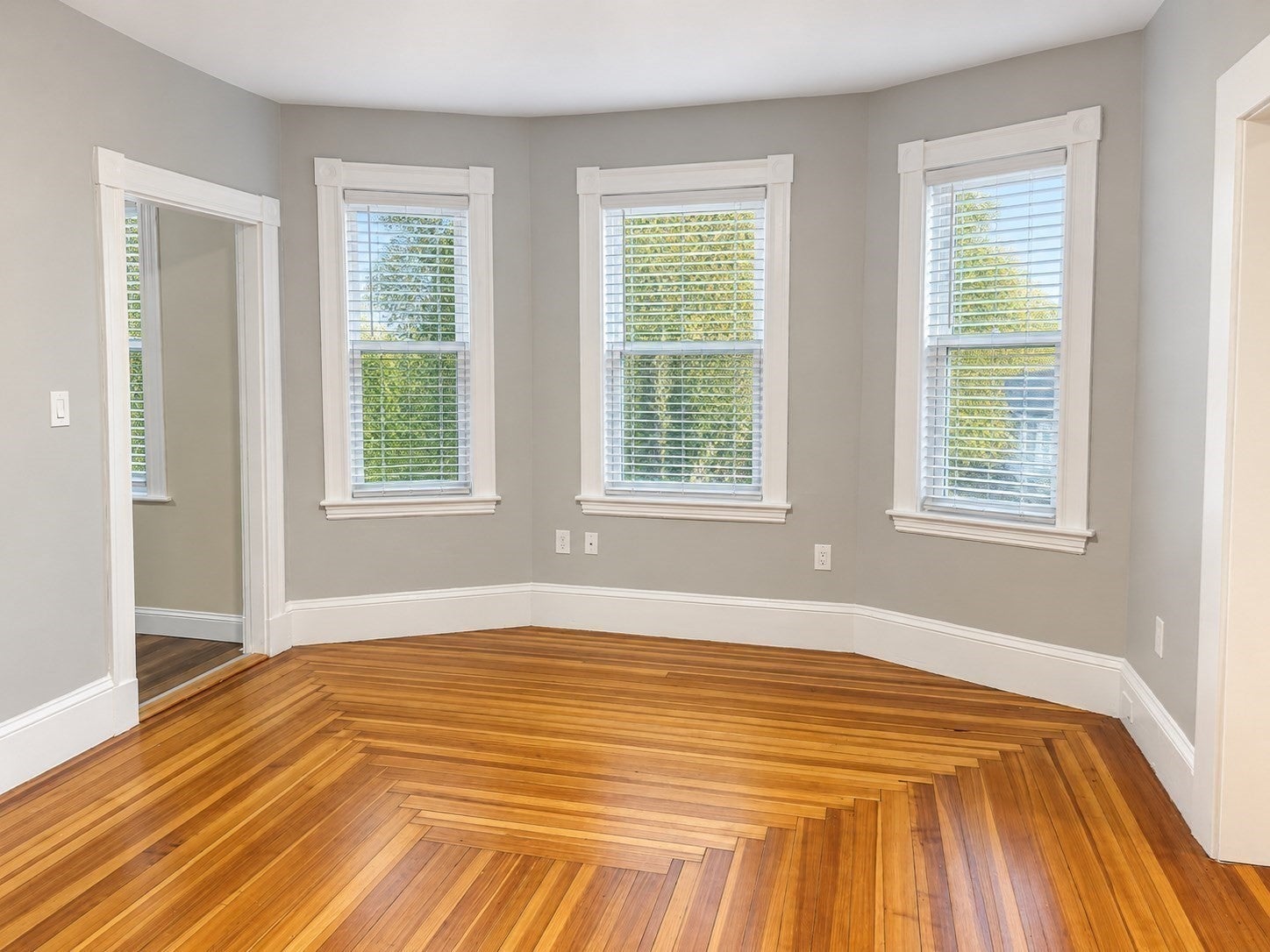 22 Morton St #A, Waltham, MA Photo #2
