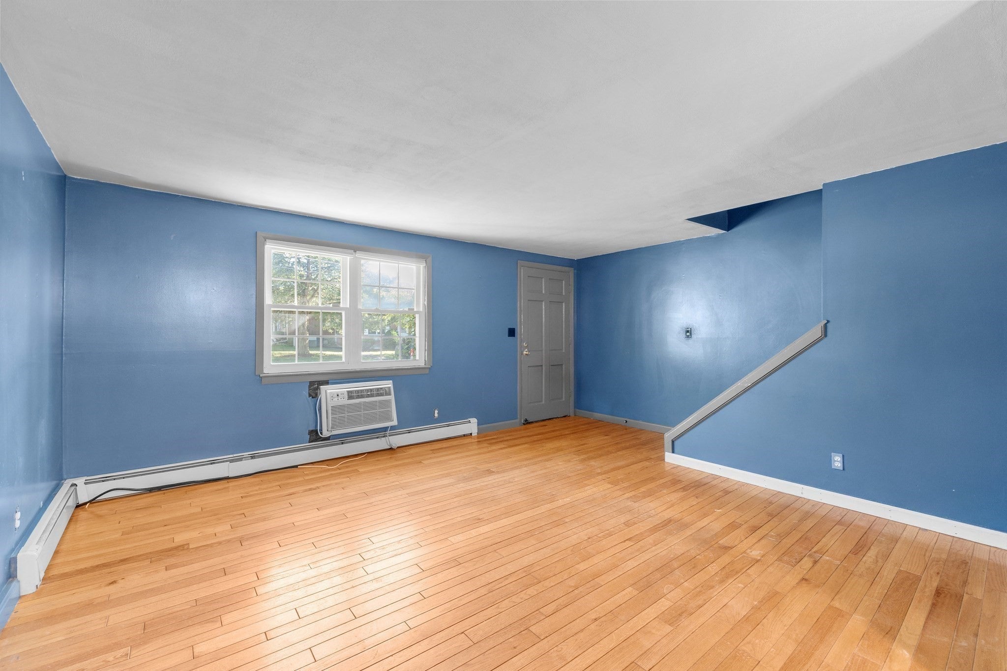 76 Jefferson St 76