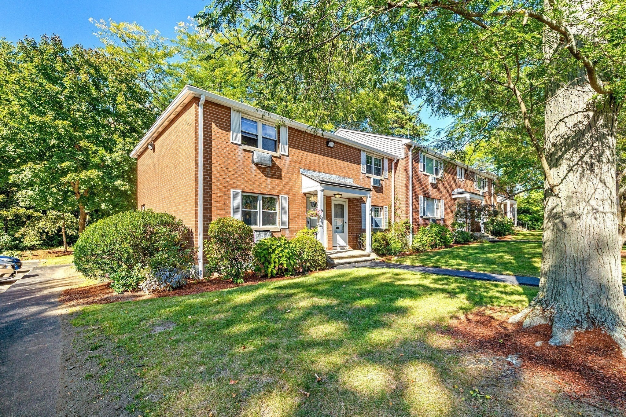 76 Jefferson St 76