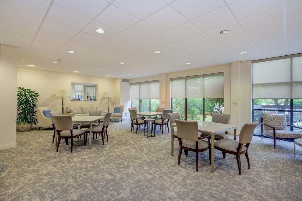 210 Nahanton St #422, Newton, MA, 210 Nahanton St #422, Newton, MA Photo #4