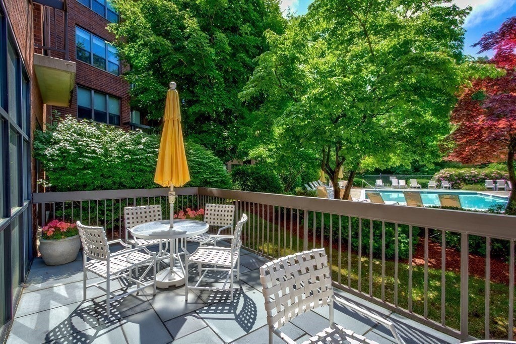 210 Nahanton St #422, Newton, MA, 210 Nahanton St #422, Newton, MA Photo #7