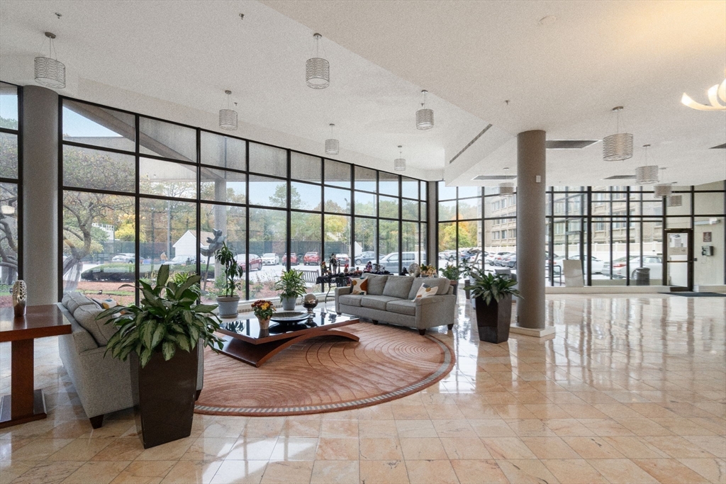 250 Hammond Pond Parkway 1604N