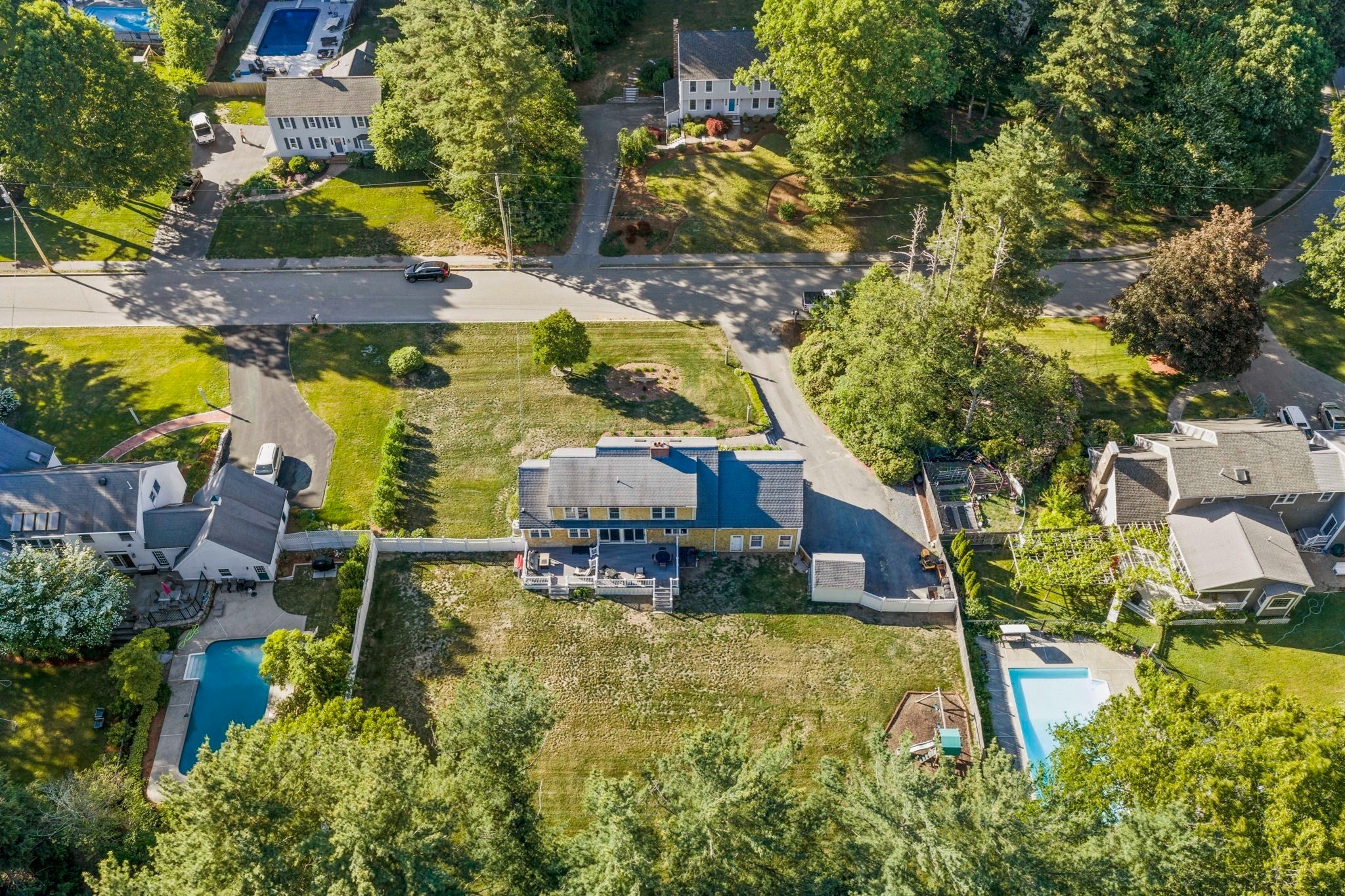 114 Longwater Dr
