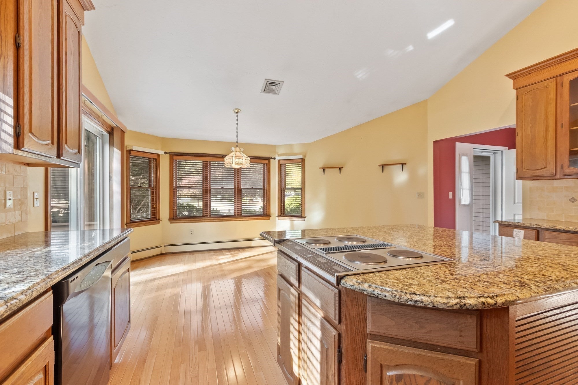 1102C Ridgefield Cir 1102C, Clinton, MA, 1102C Ridgefield Cir 1102C, Clinton, MA Photo #13