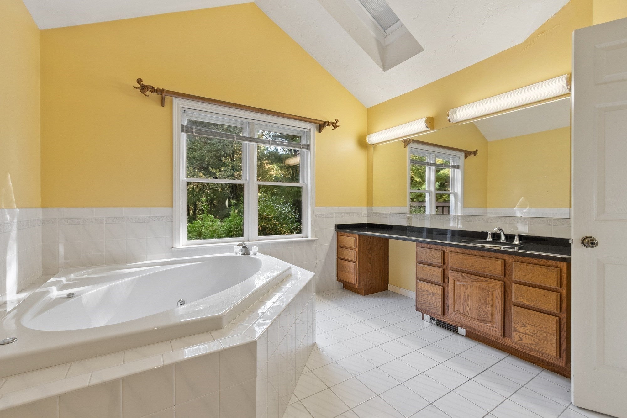 1102C Ridgefield Cir 1102C, Clinton, MA, 1102C Ridgefield Cir 1102C, Clinton, MA Photo #17