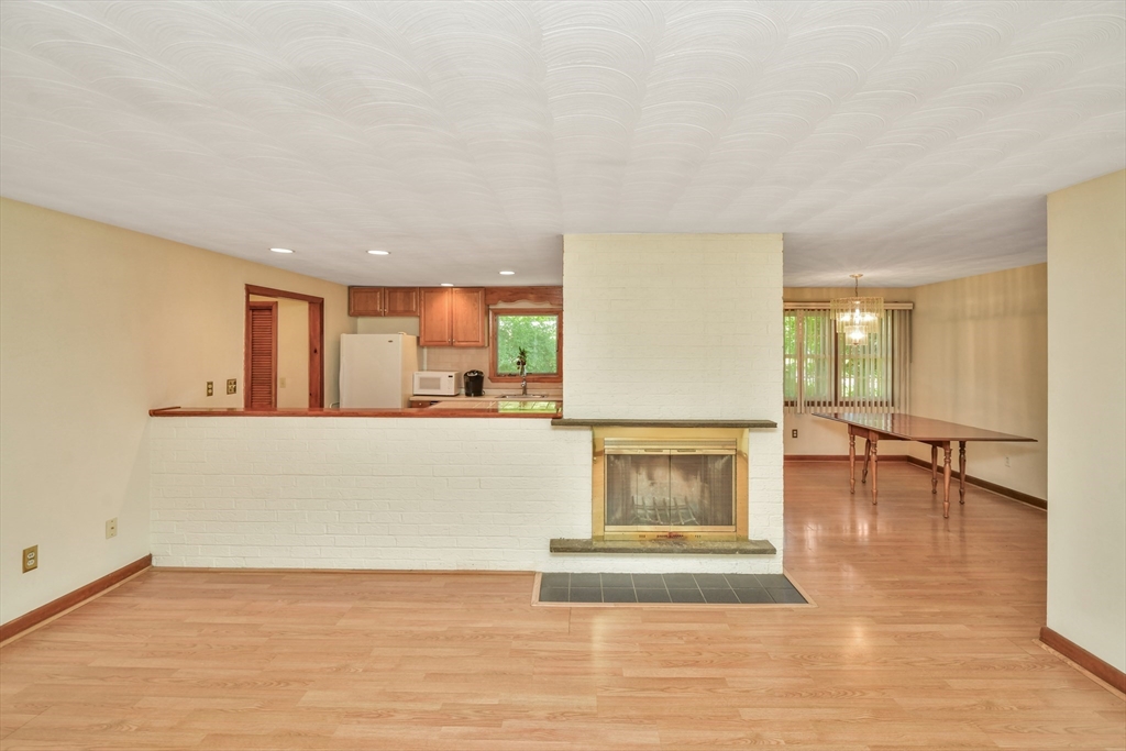 2 Catherine Rd