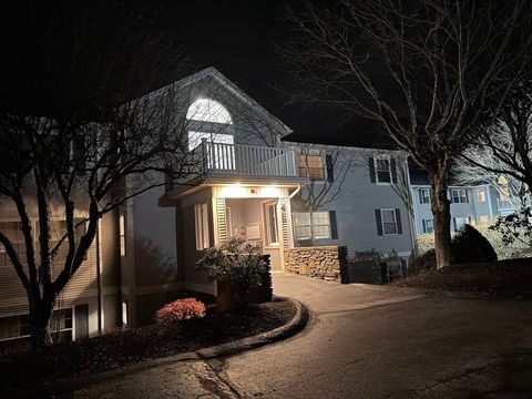 4 Crestview Dr 55 Spencer MA 01562