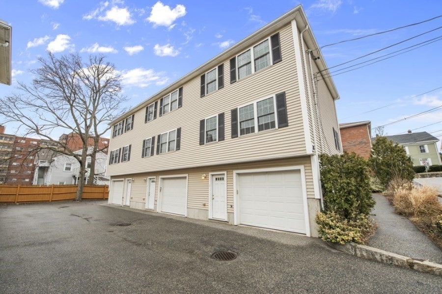 38 Gordon St #1, Waltham, MA Photo #21