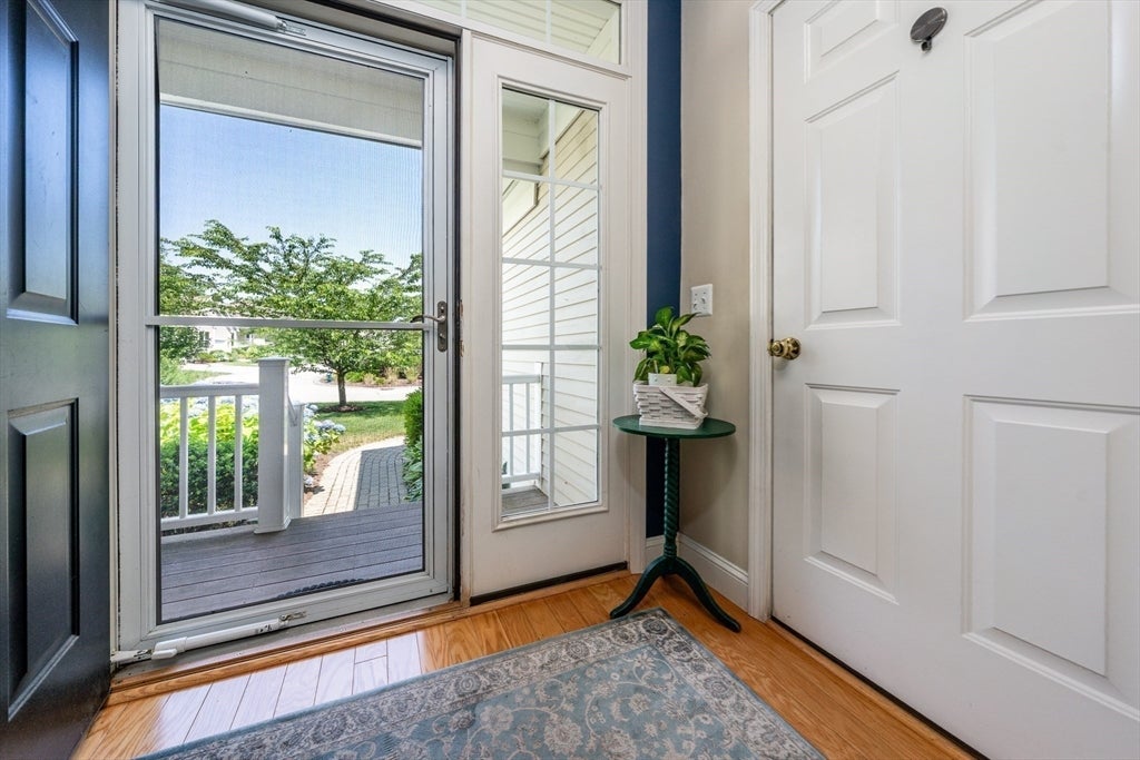 14 Stony Brook Dr 516