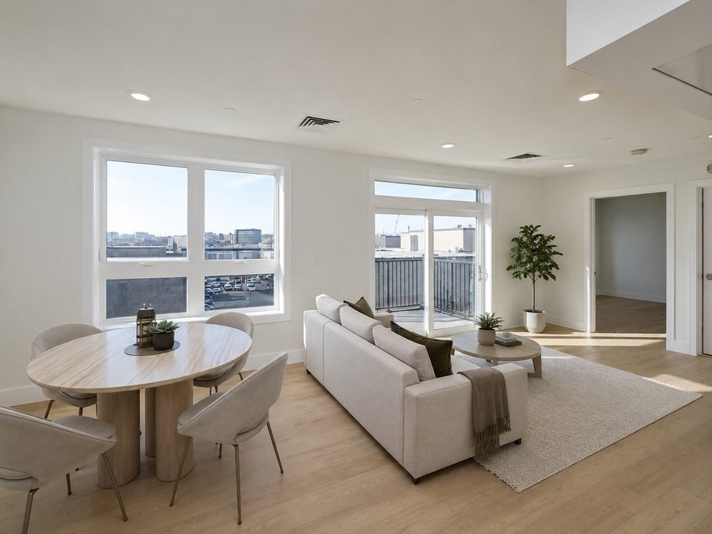 301 Border St #508, Boston, MA, 301 Border St #508, Boston, MA Photo #2