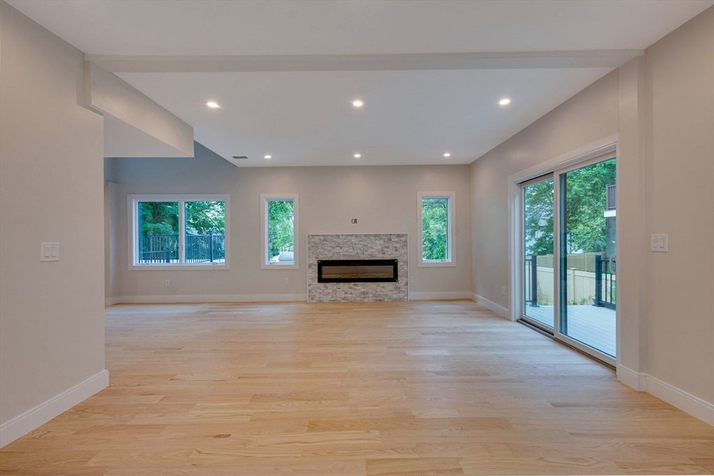 72 Wallis Rd
