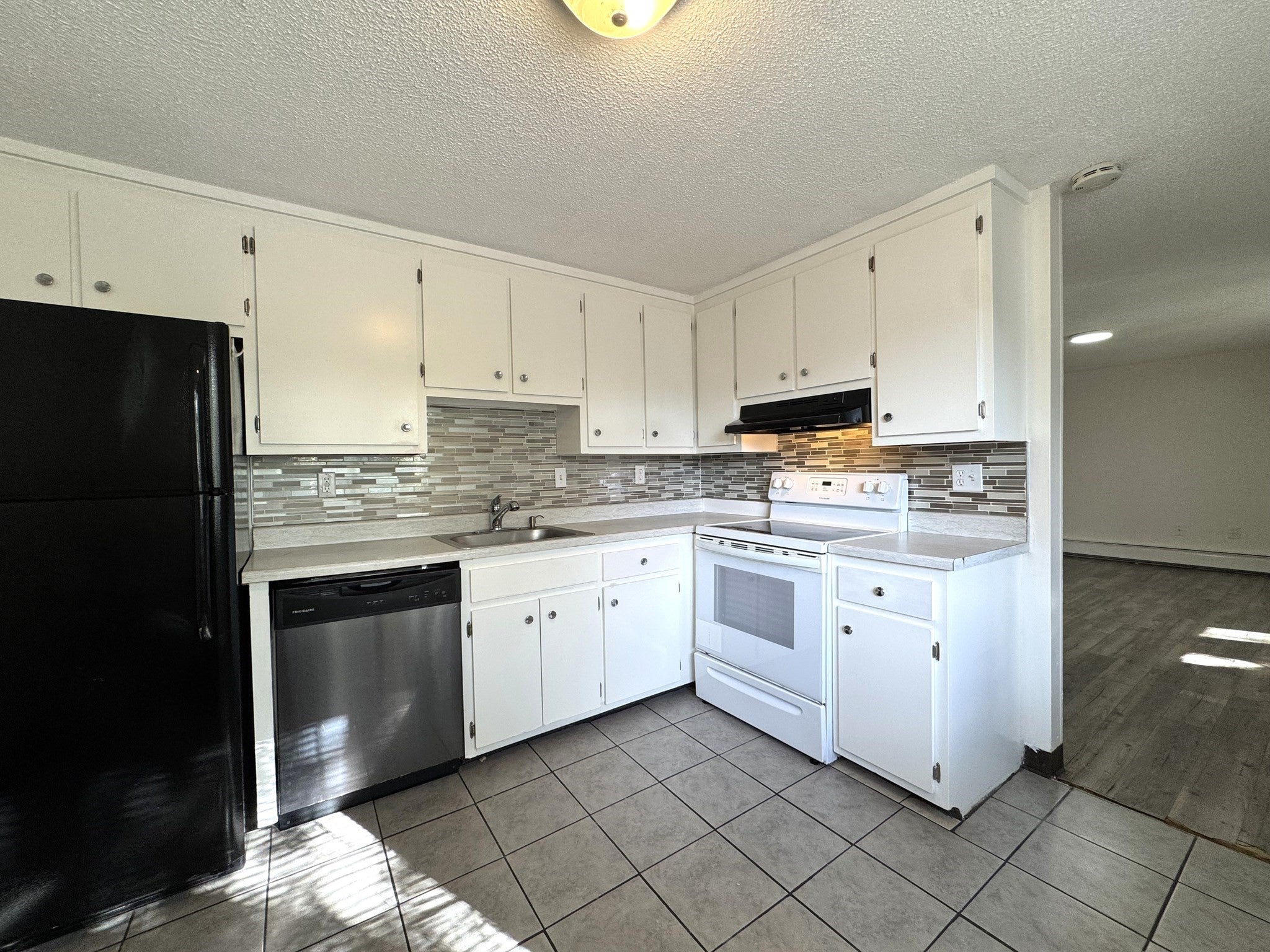 271 Humphrey Street #H10, Lowell, MA, 271 Humphrey Street #H10, Lowell, MA Photo #1