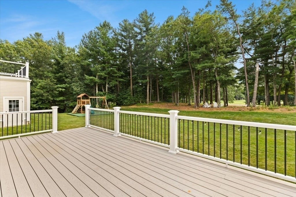 384 Country Club Way, Kingston, MA, 384 Country Club Way, Kingston, MA Photo #36