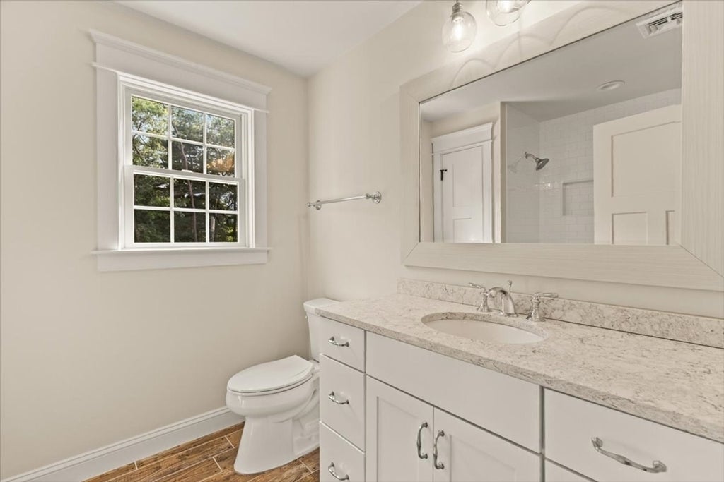 384 Country Club Way, Kingston, MA, 384 Country Club Way, Kingston, MA Photo #24