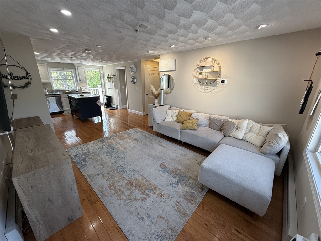 146 Main St 2D