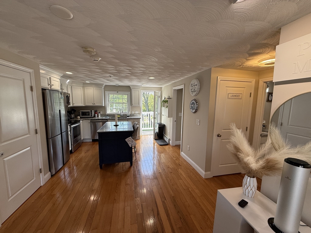 146 Main St 2D