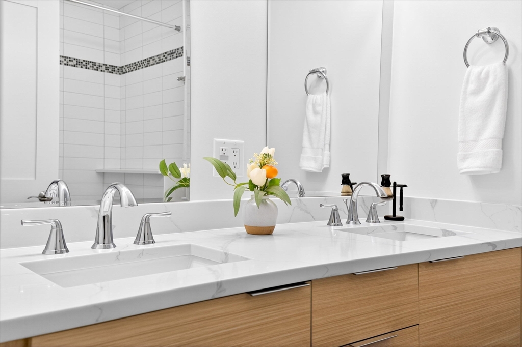 21 Glen Rd #10, Boston, MA Photo #16