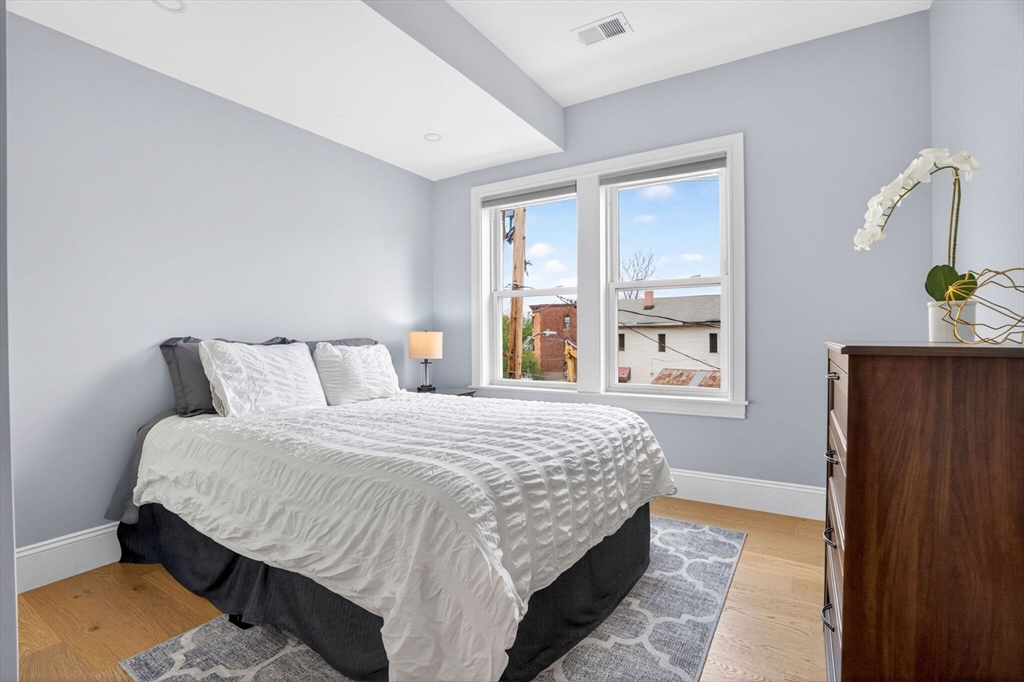 21 Glen Rd #10, Boston, MA Photo #11