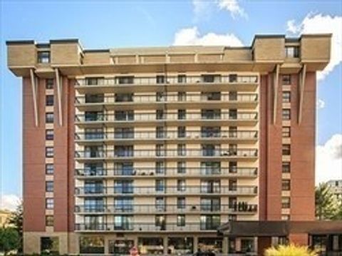 Photo of 60 Longwood Ave #806, Brookline, MA 02446 (MLS # 73500210)